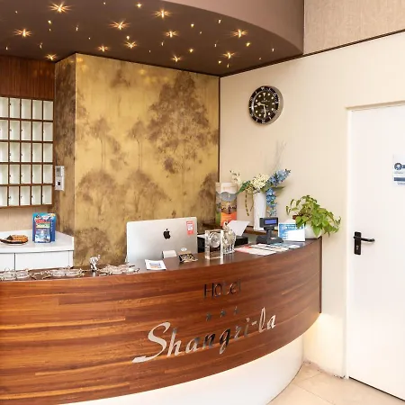 Hotel Shangri-la